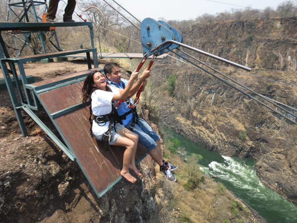 ZIP LINE